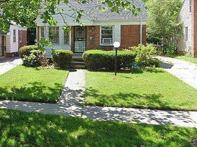 Main picture of 8418 Westwood St