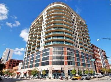 Main picture of 340 West Superior Condos