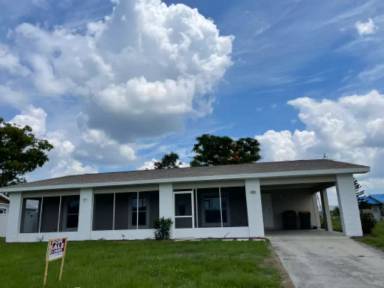 Main picture of 13530 Newport Ave