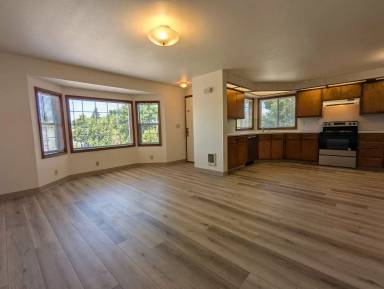 Main picture of 1217 R St