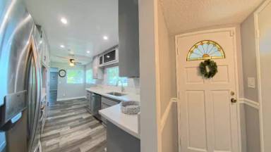 Main picture of 1412 S Hacienda St