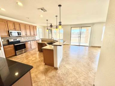 Main picture of 7003 S 55th Ln