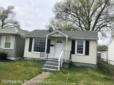 Main picture of 1655 S Parker Dr