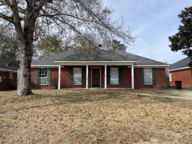 Main picture of 6882 Red Cedar Dr
