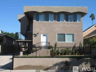 Main picture of 2159 W 28th St