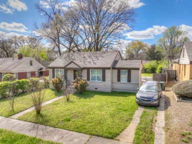 Main picture of 955 Inman Rd