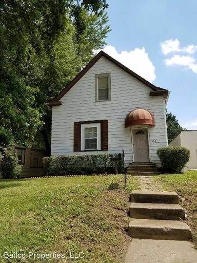 Main picture of 1014 E Main St
