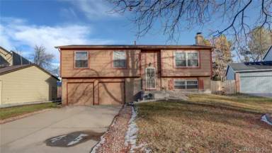 Main picture of 2448 S Evanston St
