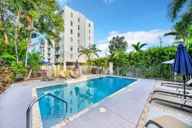 Main picture of 1789 NE Miami Gardens Dr