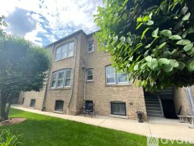 Main picture of 4157 N Keystone Ave