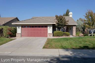 Main picture of 2452 Honeysuckle Dr