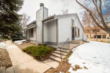 Main picture of 8939 Yukon St