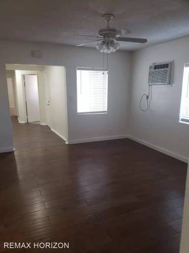Main picture of 3158 Cedar St