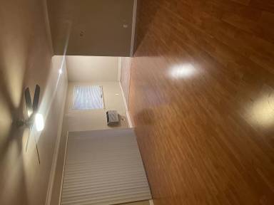 Main picture of 1860 Oakmead Dr
