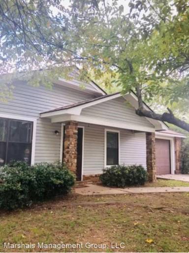 Main picture of 9401 Bryn Mawr Cir