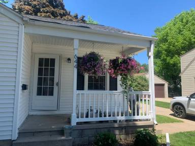 Main picture of 644 Hansen St