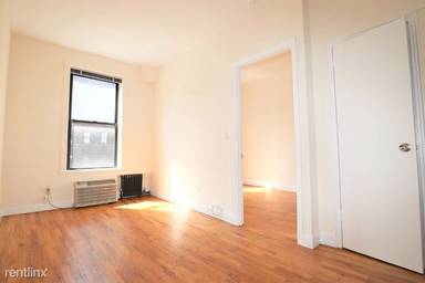 Main picture of 201 E 81st St