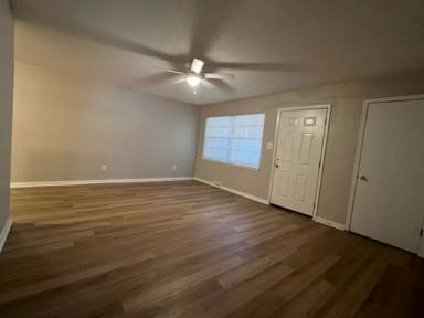 Main picture of 825 SE 41st St