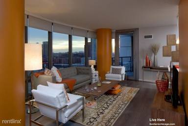 Main picture of 447 N Carpenter St