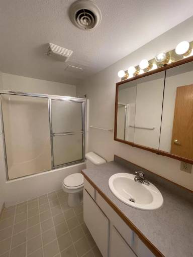 Main picture of 305 46th Street North - 207