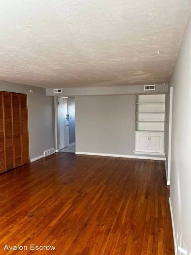 Main picture of 21044 Southbend Cir