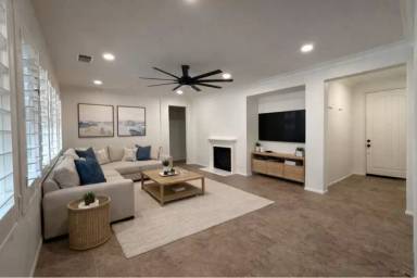 Main picture of 16080 Begonia Ave