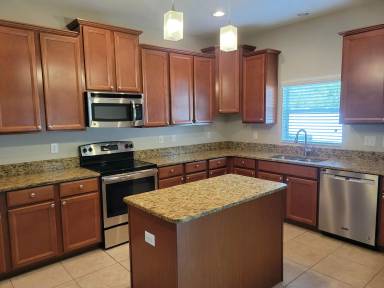 Main picture of 2416 Dakota Cliff St