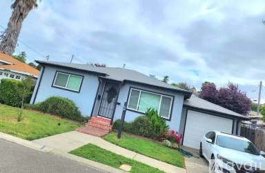 Main picture of 16808 Carriage Ln