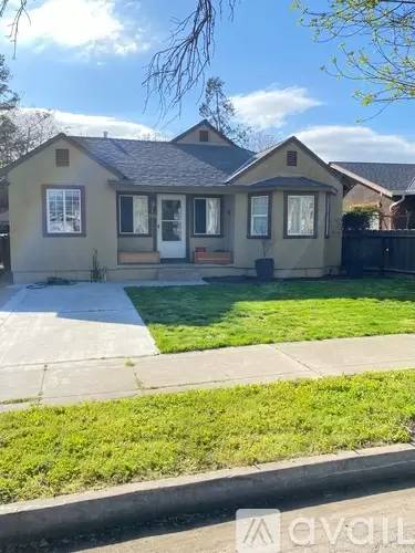 Main picture of 326 Yosemite Ave