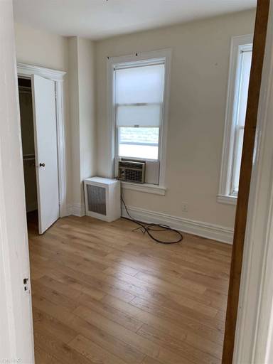 Main picture of 1343 79th St