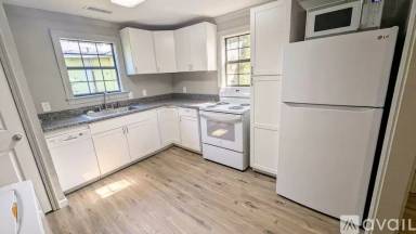 Main picture of 1317 Central