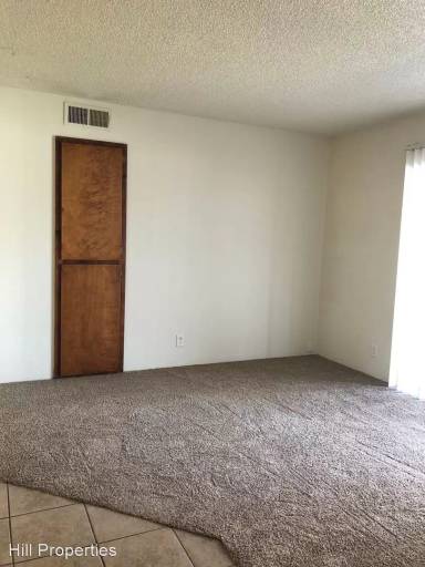 Main picture of 635 W 6th Ave