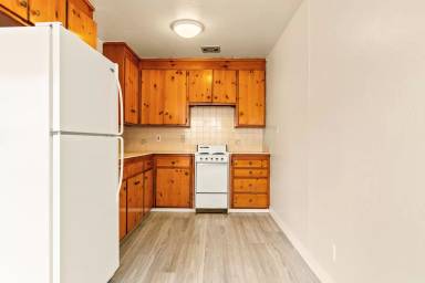 Main picture of 2535 75th Ave