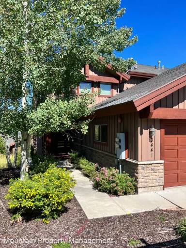 Main picture of 3425 Cedar Dr