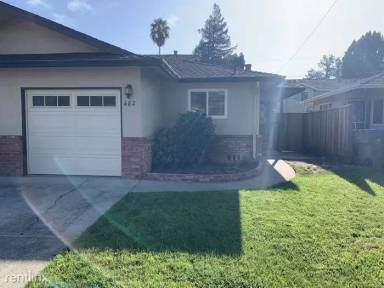 Main picture of 480-482 Westlake Drive