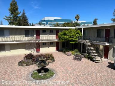 Main picture of 1651 Detroit Ave