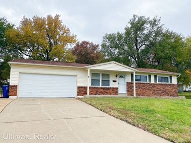 Main picture of 6 Cedar Park Dr