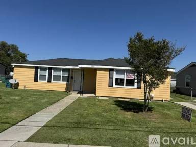Main picture of 2407 Claire Ave