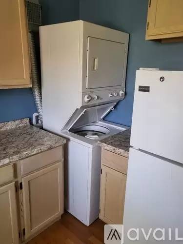 Main picture of 5607 Lookout Pl