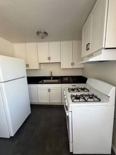 Main picture of 1111 D Ave