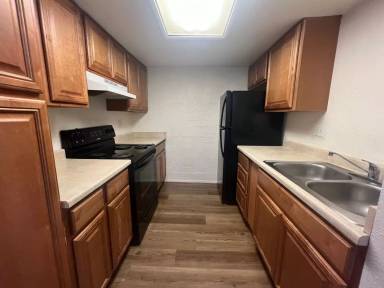 Main picture of 550 Jordan Rd