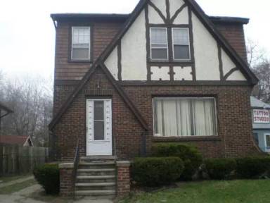 Main picture of 2515 S Wayne Rd