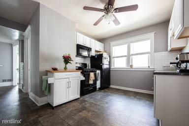 Main picture of 442 Huntington Ave