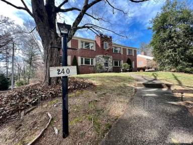 Main picture of 240 Kimberly Ave