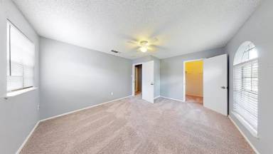 Main picture of 5652 Conlin Dr