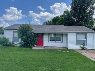 Main picture of 2746 SW I Ave