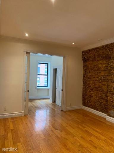Main picture of 338 E 55th St
