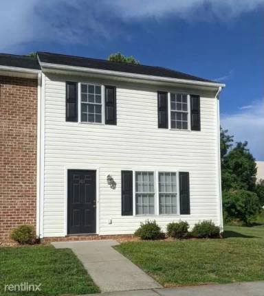 Main picture of Sterling Park Townhouse