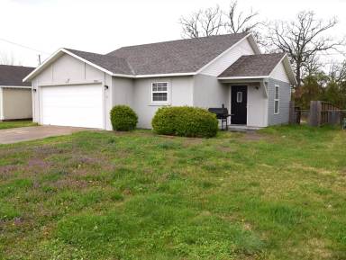 Main picture of 2800 N 6th St