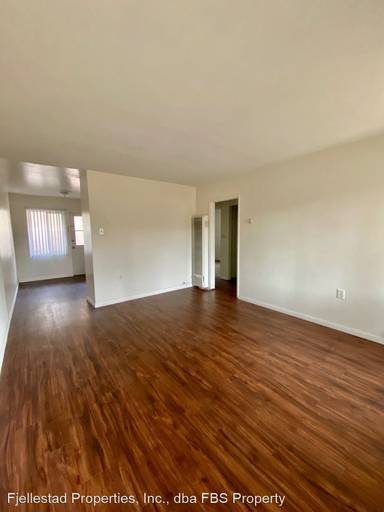 Main picture of 4436 Clairemont Dr